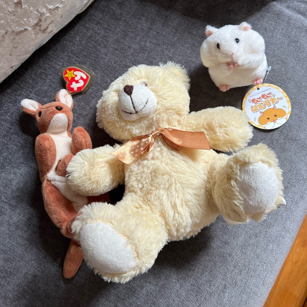 3 toys with tag